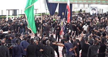 روایت عزاداران کیش از حضور مقتدر و آرامش بخش رهبر معظم انقلاب اسلامی