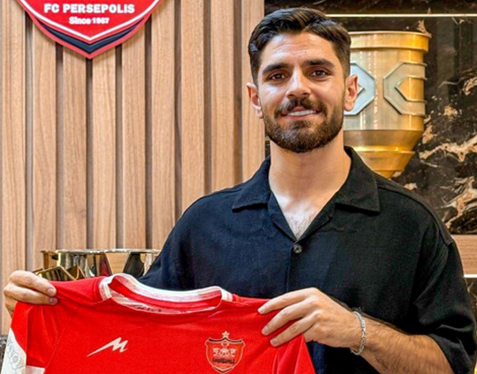 قرارداد محمد عمری با پرسپولیس تمدید شد