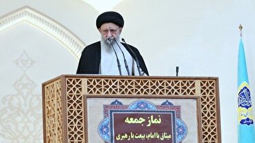 امام سجاد (ع) با بهره‌گیری از سلاح دعا، معارف ناب اسلامی را در قالب صحیفه سجادیه احیا کرد