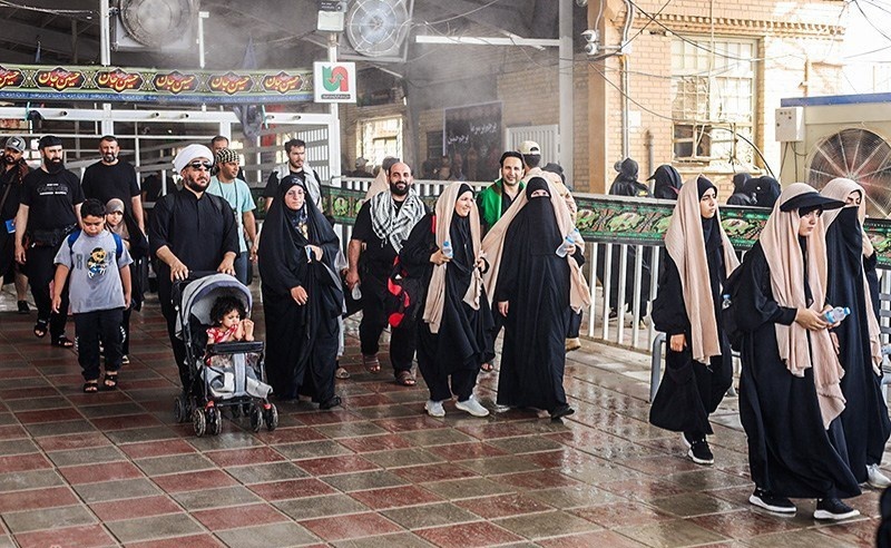 بازگشت بیش از ۴ هزار زائر اربعین به لرستان از مرز مهران بازگشت بیش از ۴ هزار زائر اربعین به لرستان از مرز مهران