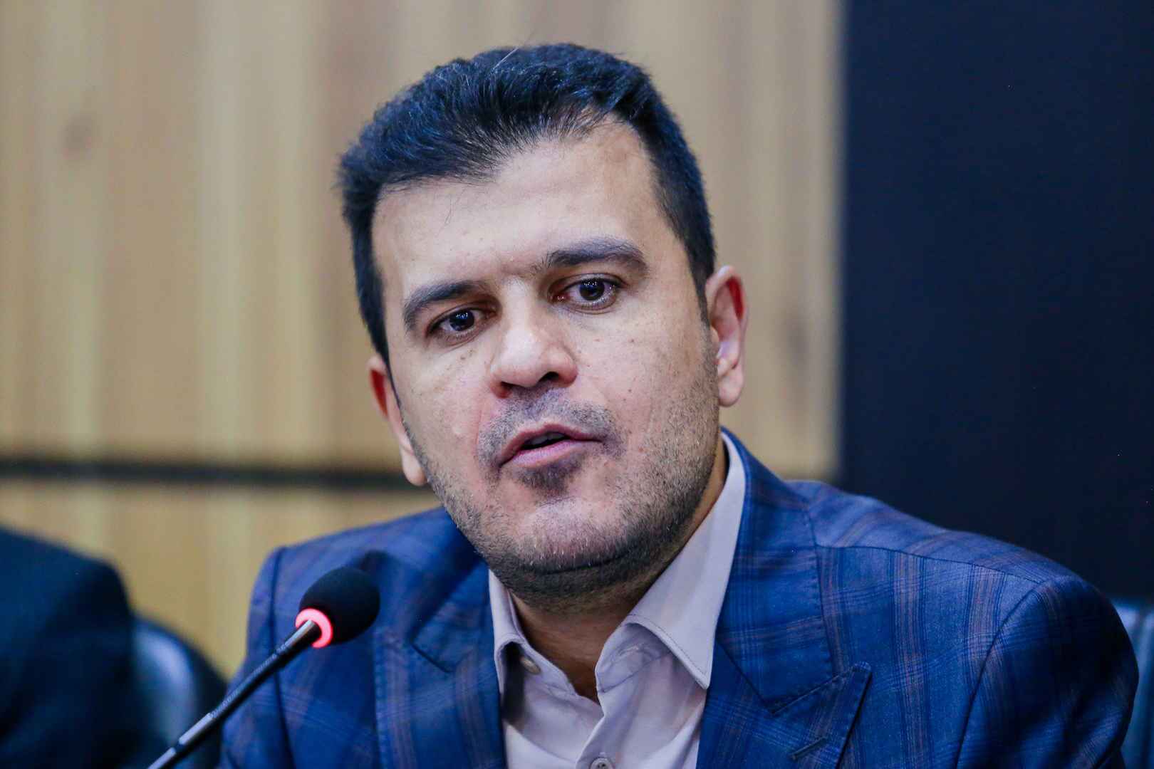 حمایت از استادان و تیم‌های تحقیقاتی از الزامات تحقق جهش علمی در کشور است