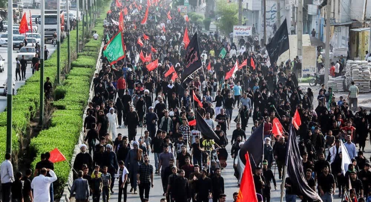 حرکت بزرگترین کاروان مشایه کشور در خوزستان به سمت کربلای معلی