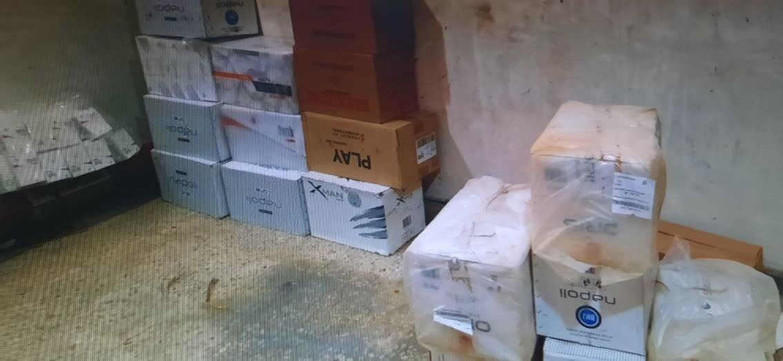 کشف بیش از ۱۸۰ هزار نخ سیگار فاقد مجوز در میاندوآب کشف بیش از ۱۸۰ هزار نخ سیگار فاقد مجوز در میاندوآب