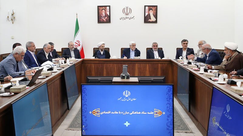 عارف: صدای واحدی برای مبارزه با فساد داشته باشیم عارف: صدای واحدی برای مبارزه با فساد داشته باشیم