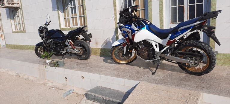 کشف دو دستگاه موتورسیکلت قاچاق در دشتی کشف دو دستگاه موتورسیکلت قاچاق در دشتی