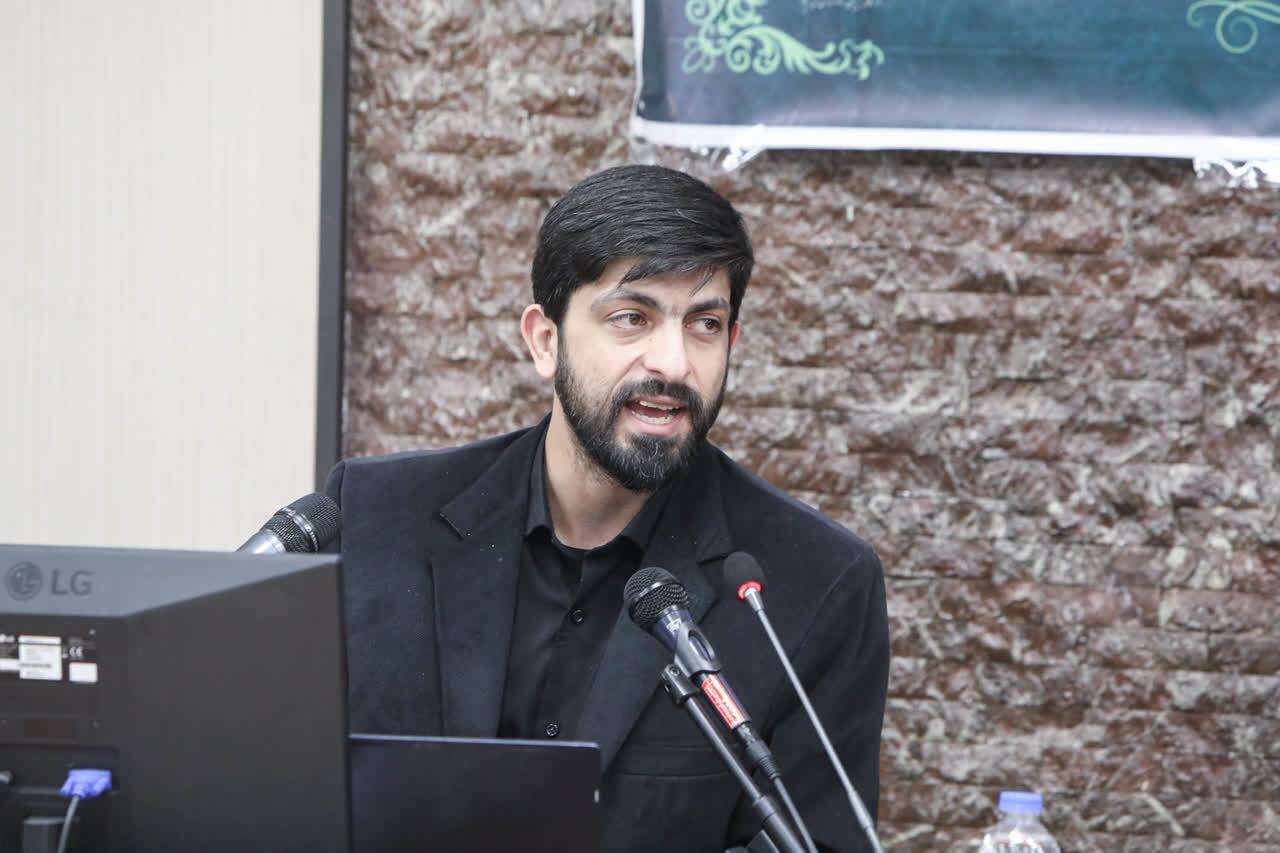 زنان، افسران و علمداران جبهه جنگ نرم هستند