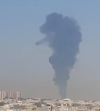 تصادف زنجیرهای و انفجار تانکر سوختی در محور کنار شهرک صنعتی یزد تصادف زنجیرهای و انفجار تانکر سوختی در محور کنار شهرک صنعتی یزد