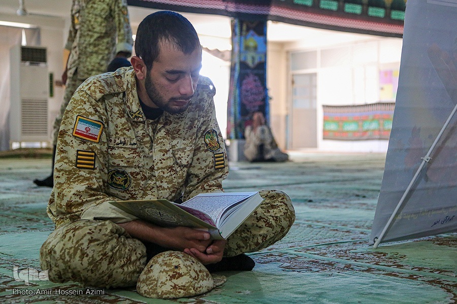 رقابت قرآنی کارکنان ارتش در شیراز
