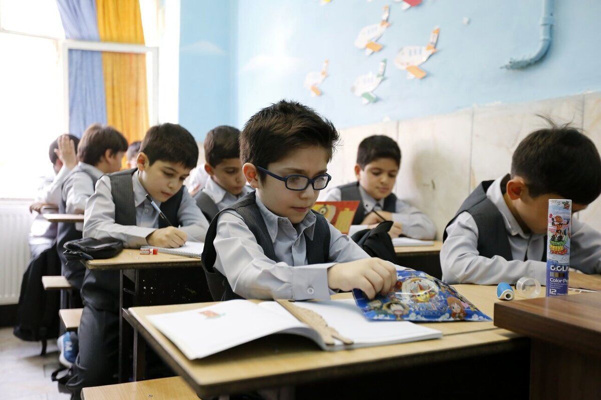 غیر حضوری شدن برخی مدارس سمنان غیر حضوری شدن برخی مدارس سمنان