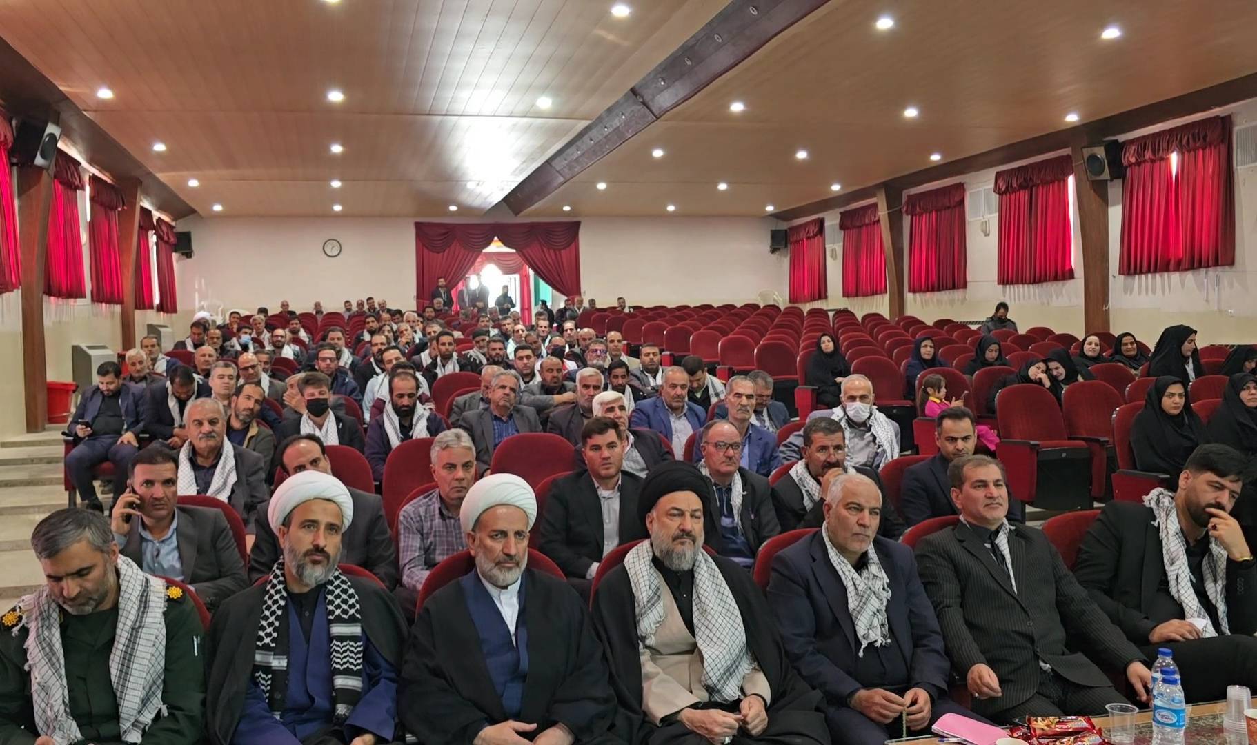 آیین تکریم و معارفه بخشدار بخش مرکزی شهرستان فریدن