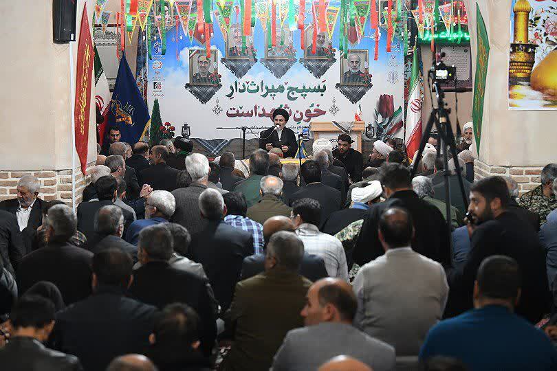 تفکر بسیجی اثربخش‌ترین رویکرد برای حل مسائل کشوراست