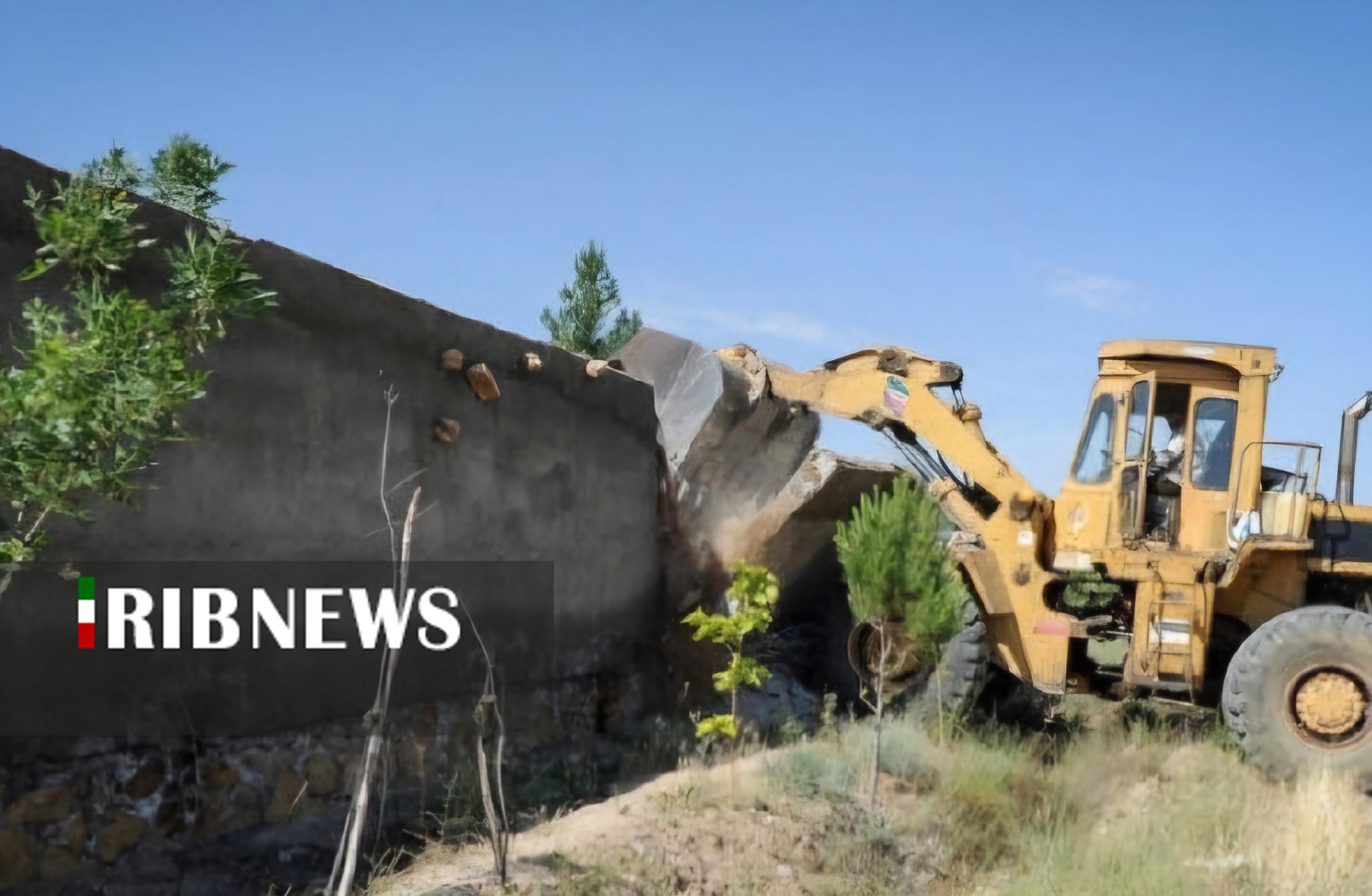 تخریب هزار و ۷۰۰ مورد ساختوساز غیر قانونی در زمینهای کشاورزی لرستان تخریب هزار و ۷۰۰ مورد ساختوساز غیر قانونی در زمینهای کشاورزی لرستان