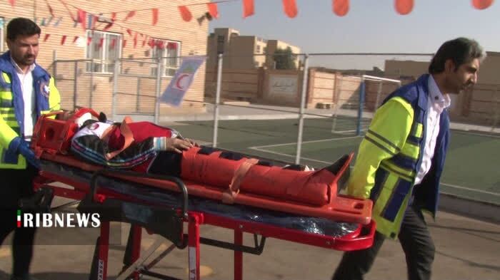 کاهش آسیبها با آموزش مستمر به دانشآموزان کاهش آسیبها با آموزش مستمر به دانشآموزان